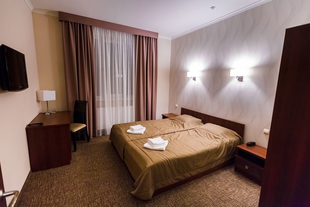 Maria Garden Hotel & Restaurant Ivano-Frankivsk Eksteriør billede